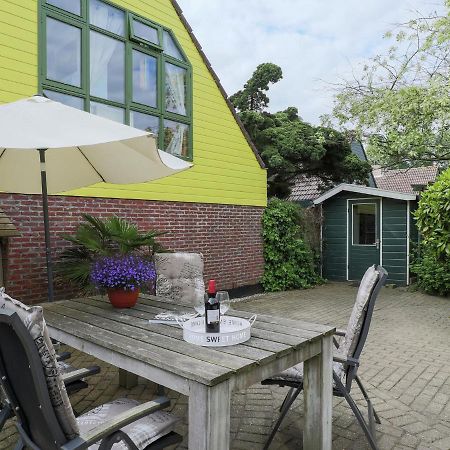 Cosy Holiday Home In Noordwijkerhout Near Lake エクステリア 写真