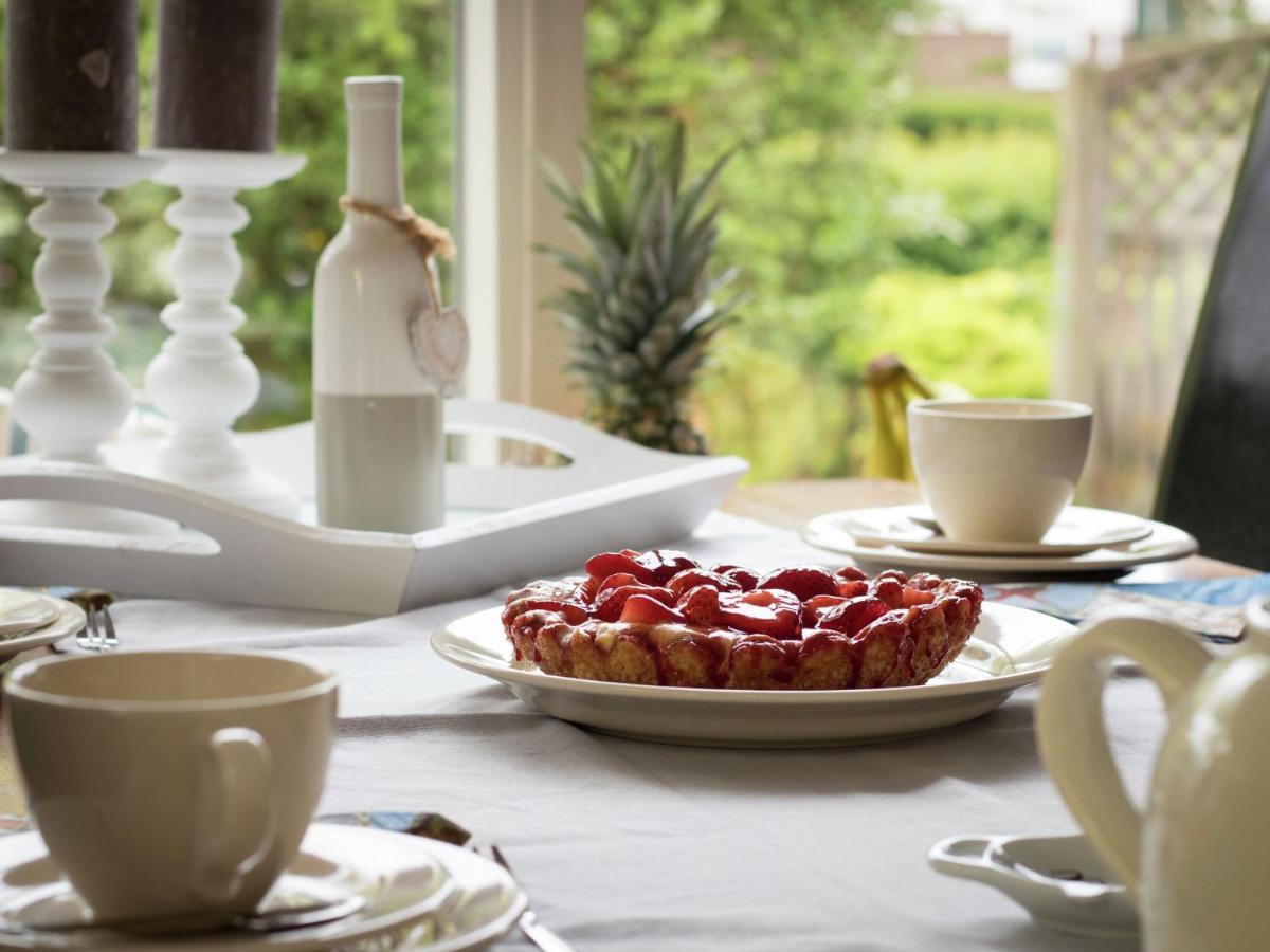 Cosy Holiday Home In Noordwijkerhout Near Lake エクステリア 写真